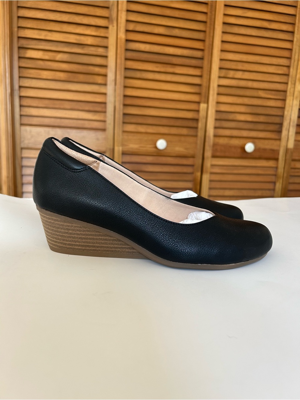 Dr. Scholl's Black Leatherette Wedge Pumps, Size 7.5, New With Box